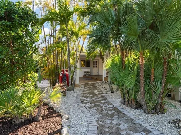 475 Whitehall Rd, Sanibel, FL 33957