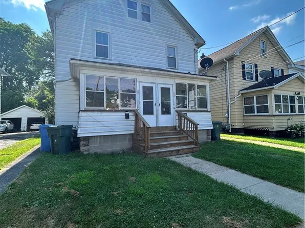 208-210 Cummings St, Rochester, NY 14609