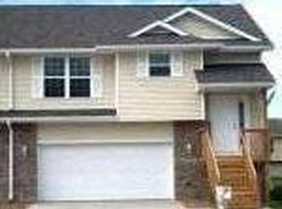 97 Watercress Rd, North Liberty, IA 52317