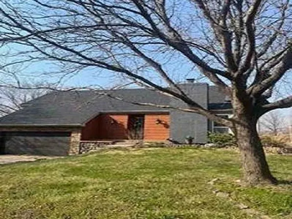3 Belmont Ct, Augusta, KS 67010