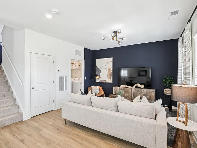 Hamlet Watkins Centre - Homes & Townhomes for Rent — Photo 20