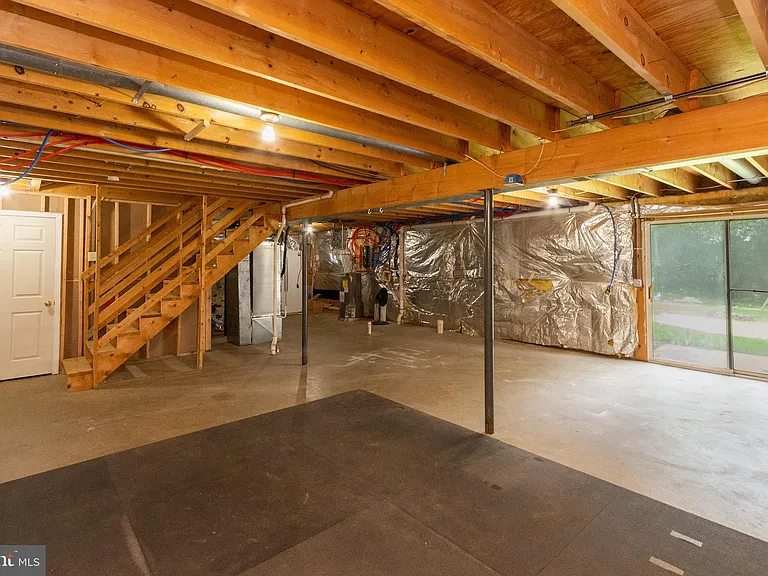 24 Bertram Blvd — Photo 32