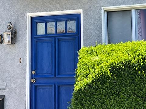 1st image of 1314 N Screenland Dr