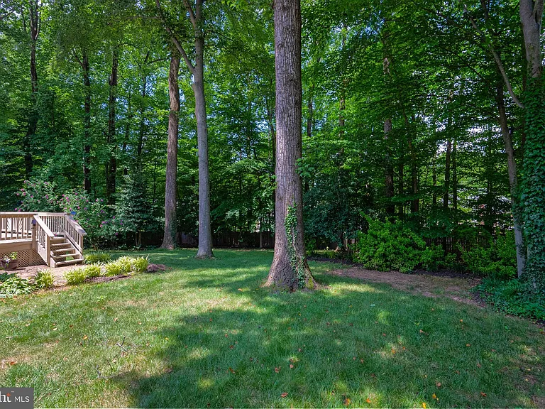 6506 Bellamine Ct — Photo 42