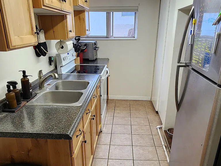 Downstairs kitchen