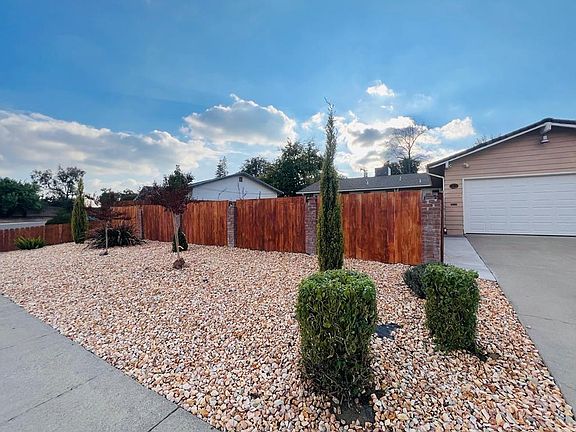 2nd image of 6325 Rushmore Dr