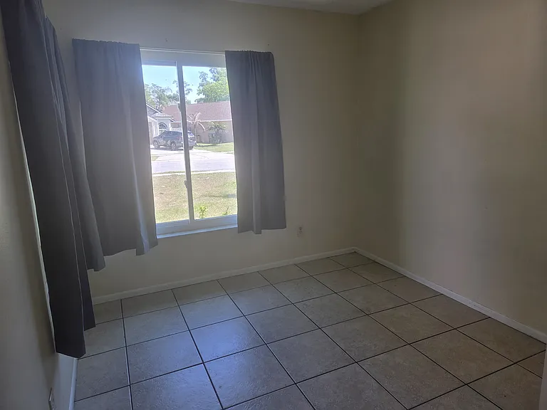 524 Madrigal Ct — Photo 7