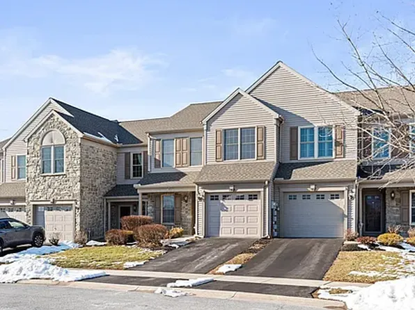 1959 Limestone Dr #1, Hummelstown, PA 17036