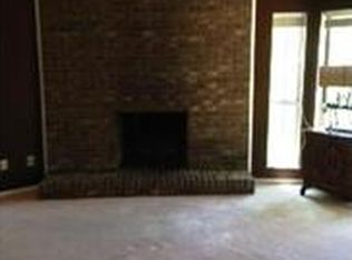 311 Oakbridge Dr, Hurricane, WV 25526