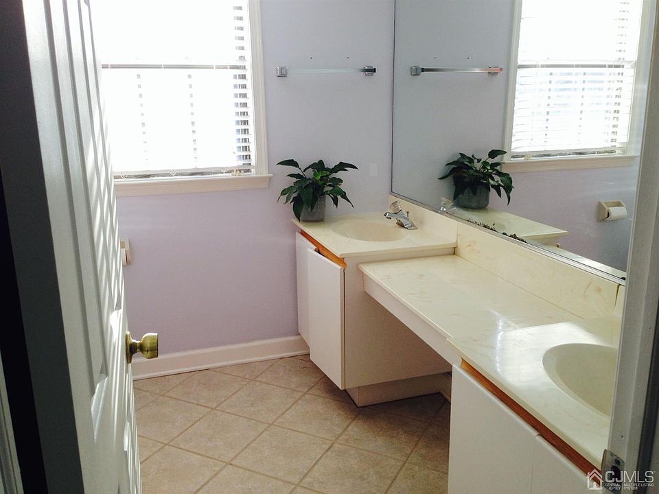 1011 Woodhaven Dr Edison, NJ, 08817 Apartments for Rent Zillow