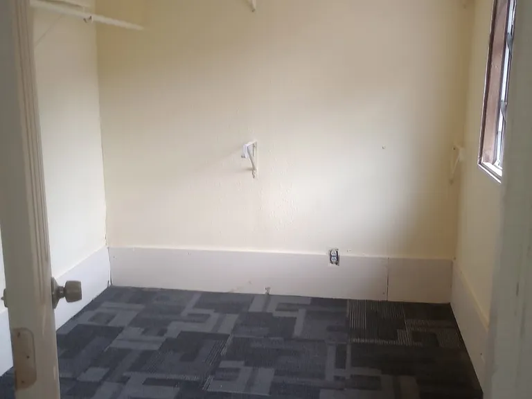 2687 Brent Ave — Photo 3