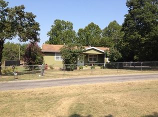38153 S Lakeview Dr, Vinita, OK 74301