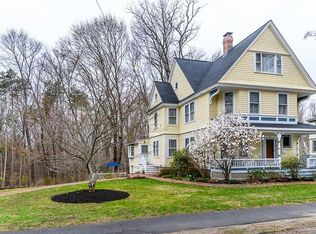 49 Abbot St, Andover, MA 01810