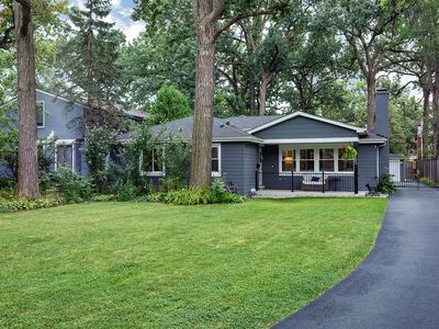 1265 Woodland Dr, Deerfield, IL, 60015