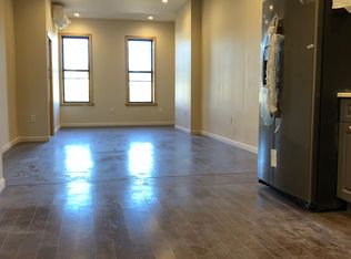 5550 Myrtle Ave, Ridgewood, NY 11385