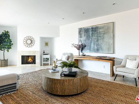 4th image of 7301 Vista Del Mar APT A102