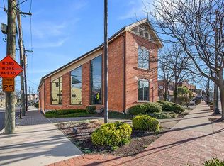 2000 Madison Rd, Cincinnati, OH 45208