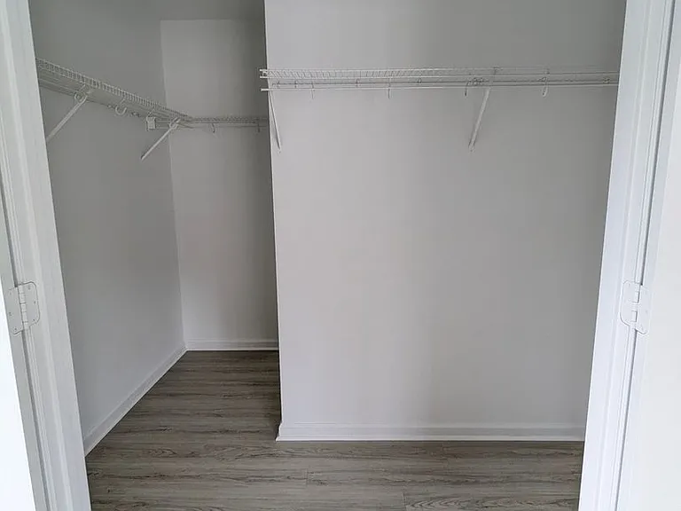 151 Park Ter — Photo 8