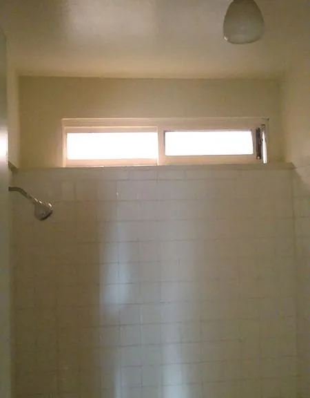 1441 Lake Shore Ave — Photo 6