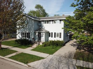 1634 Armstrong St, Marinette, WI 54143
