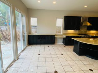 1162 Alexandra Ln, Encinitas, CA 92024