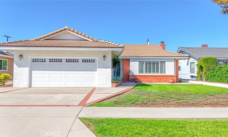 1st image of 11231 Tigrina Ave