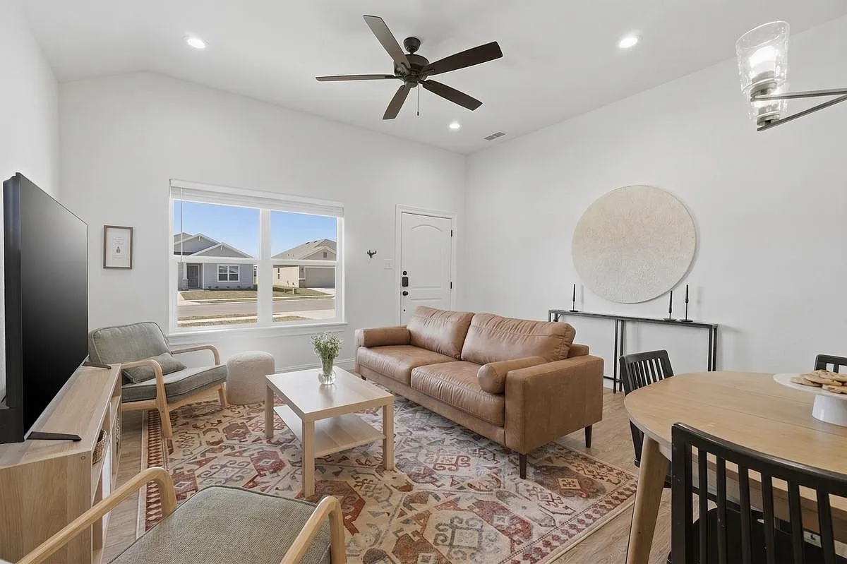 7023 Nikhil Ln — Photo 1