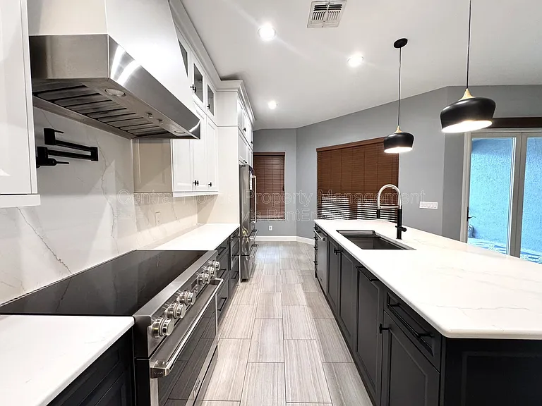 5004 Marbella Isle Dr — Photo 11