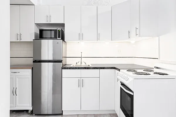 Rented by Corcoran | media 3