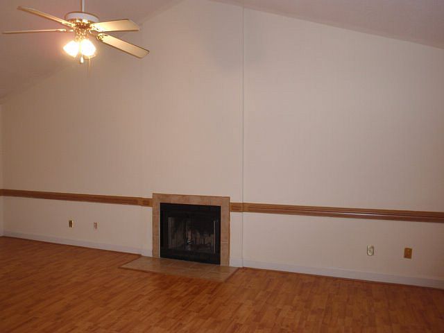 2nd image of 2404 McNair St SW