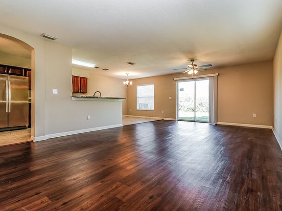 5th image of 3525 Cardinal Feather Dr