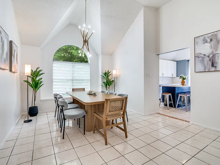6105 Cypress Dr — Photo 15