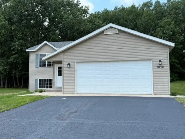 1312 Natures Trl, Alexandria, MN 56308