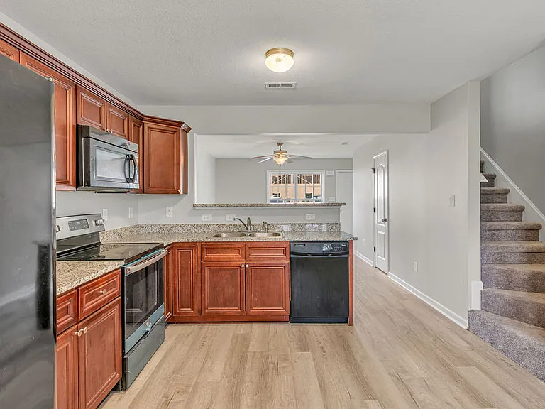 117 Cornerstone Dr #1 — Photo 9