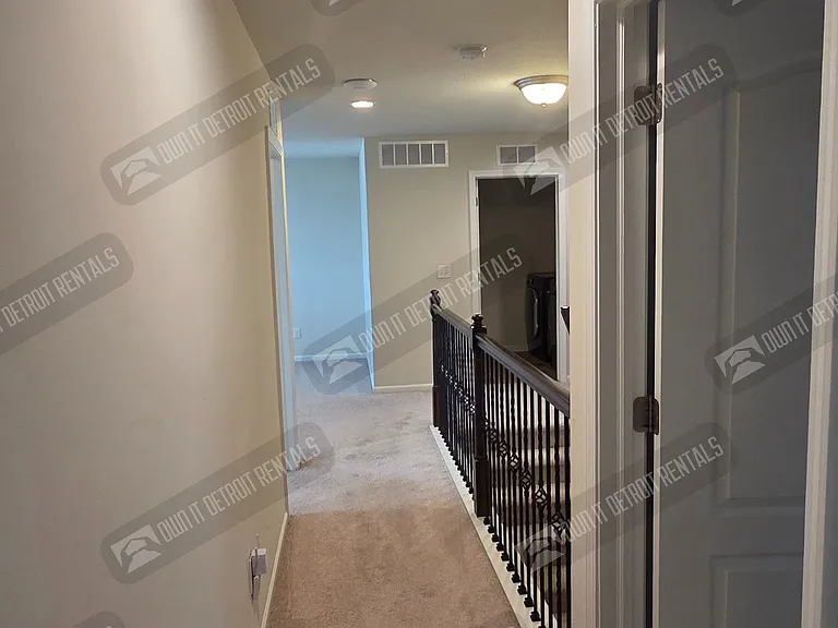 8151 Quincy Dr — Photo 26