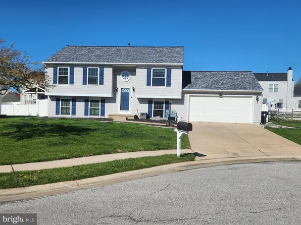 13 Marlin Ct, New Castle, DE 19720