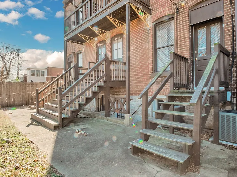 3223 Pestalozzi St #2F — Photo 16