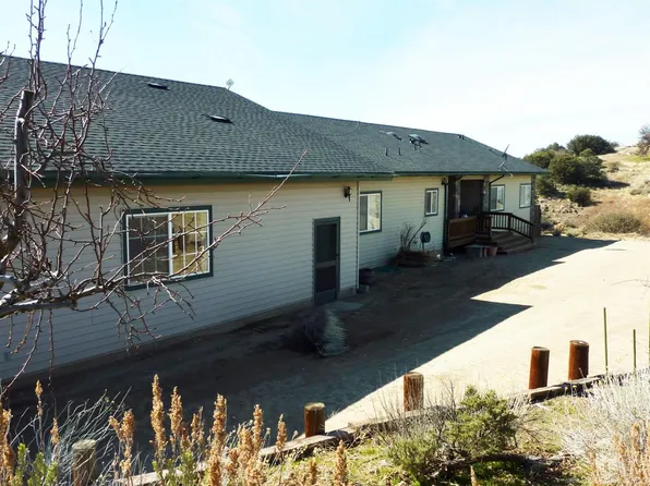 28840 Skyline Dr, Tehachapi, CA 93561