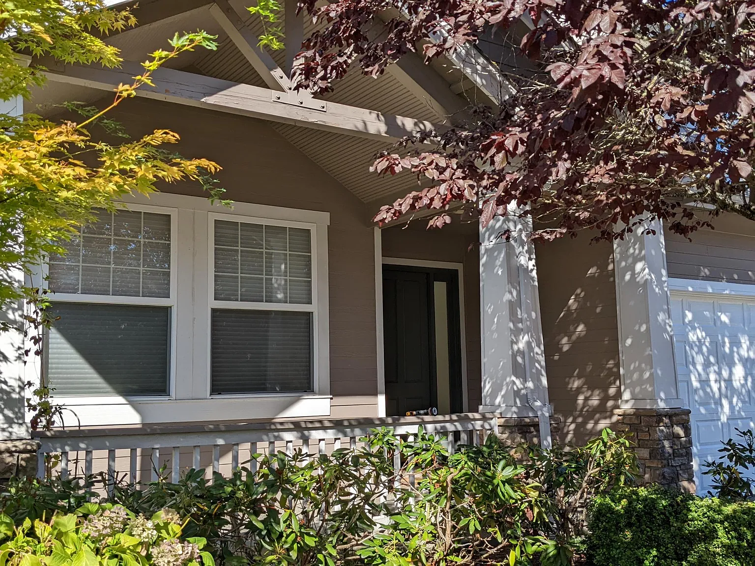 4 bed, 2.5 bath, 2990 sqft, $4,750 — Photo 2