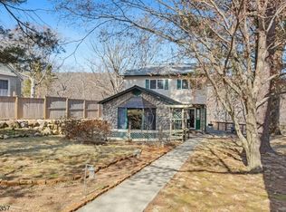 3 Lakeside Ave, Butler, NJ 07405