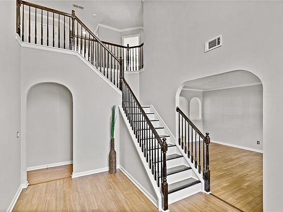 2nd image of 3351 Sandwedge Ct