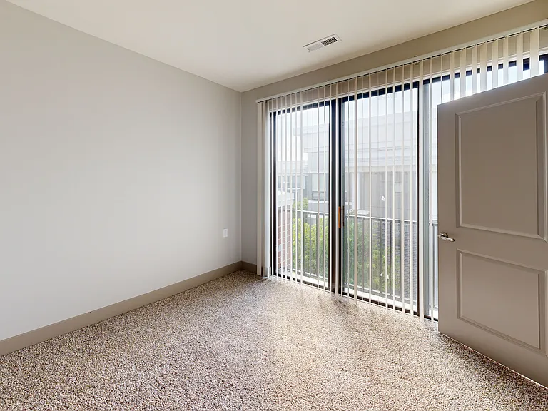 Latitude at Deerfield Crossing — Photo 86