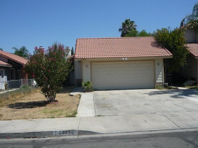 1st image of 24436 Robie Ct