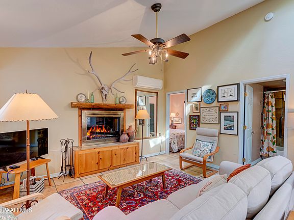 3rd image of 1366 W Mica Rd