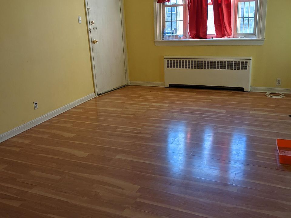 1st image of 6909 Oakland St #1F