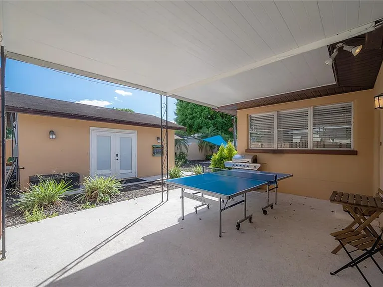 2916 W Collins St — Photo 38