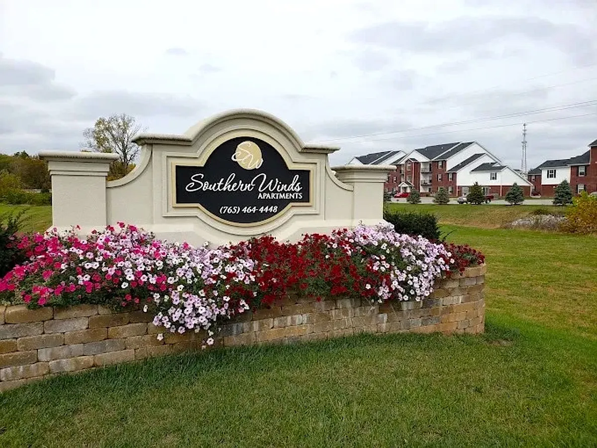 Building Photo - Southern Winds Apartments