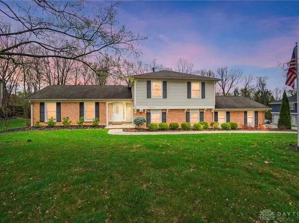 1984 Indian Head Rd, Dayton, OH 45459