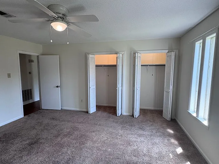 1115 Briar Creek Rd — Photo 44