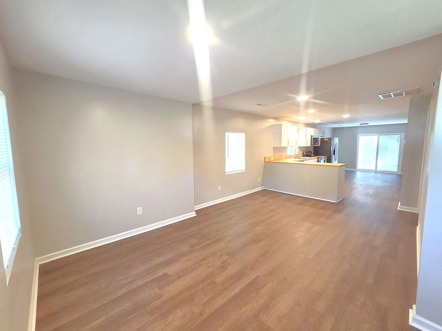 3 bedroom/ 2 bathroom- Centerville Road — Photo 2